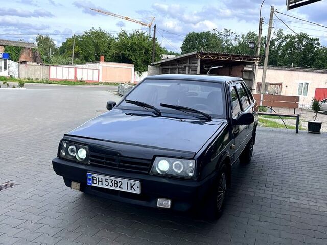 Синий ВАЗ 21099, объемом двигателя 1.5 л и пробегом 230 тыс. км за 1150 $, фото 1 на Automoto.ua