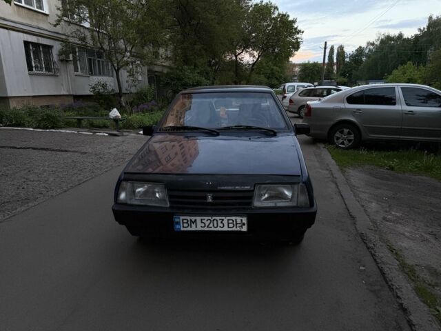 Синий ВАЗ 21099, объемом двигателя 1.5 л и пробегом 237 тыс. км за 1200 $, фото 1 на Automoto.ua
