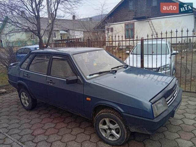 Синий ВАЗ 21099, объемом двигателя 1.6 л и пробегом 250 тыс. км за 1050 $, фото 1 на Automoto.ua