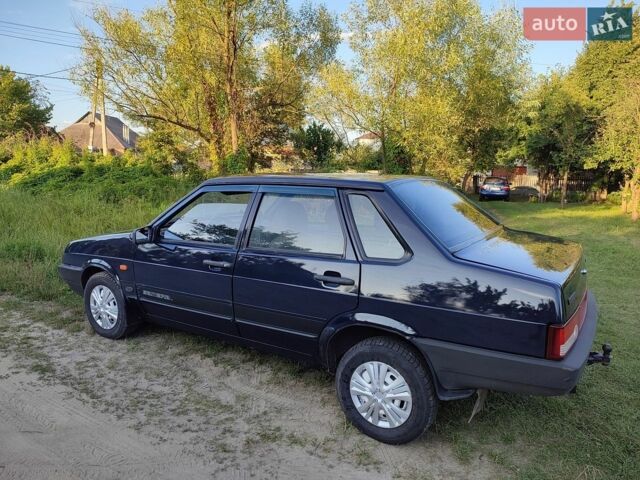Синий ВАЗ 21099, объемом двигателя 1.5 л и пробегом 250 тыс. км за 950 $, фото 1 на Automoto.ua