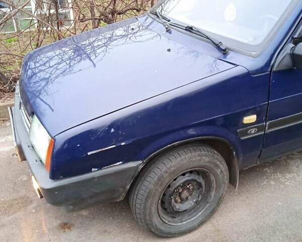 Синий ВАЗ 21099, объемом двигателя 1.6 л и пробегом 254 тыс. км за 1150 $, фото 1 на Automoto.ua