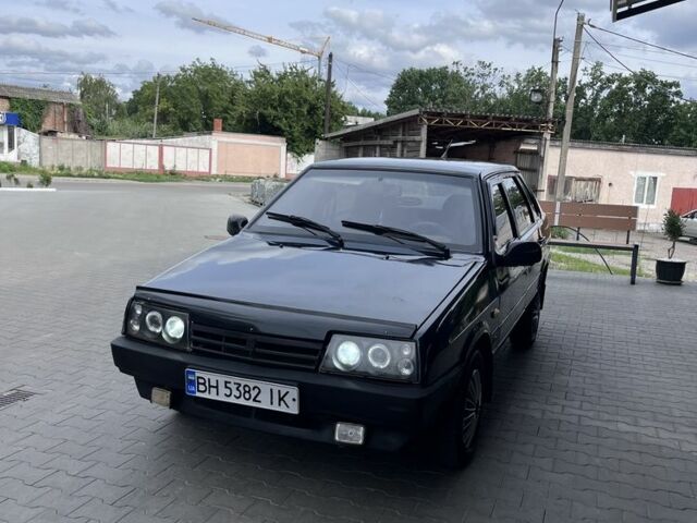 Синий ВАЗ 21099, объемом двигателя 1.5 л и пробегом 240 тыс. км за 1150 $, фото 1 на Automoto.ua
