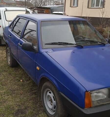 Синий ВАЗ 21099, объемом двигателя 1.5 л и пробегом 160 тыс. км за 1000 $, фото 1 на Automoto.ua