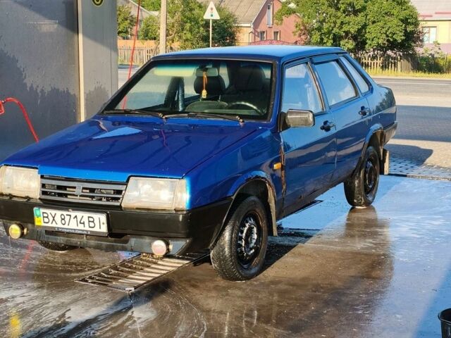 Синий ВАЗ 21099, объемом двигателя 1.5 л и пробегом 200 тыс. км за 550 $, фото 1 на Automoto.ua