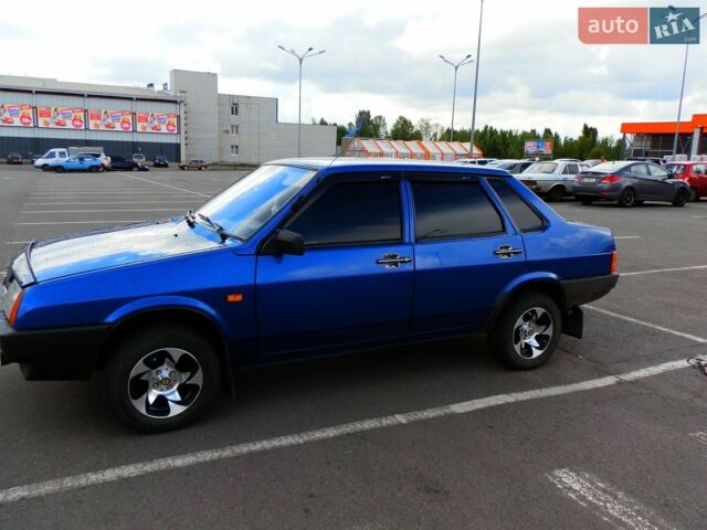 Синий ВАЗ 21099, объемом двигателя 1.5 л и пробегом 212 тыс. км за 2800 $, фото 1 на Automoto.ua