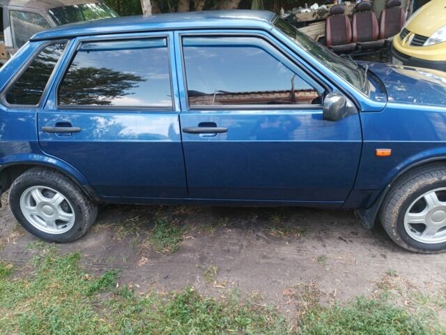 Синій ВАЗ 21099, об'ємом двигуна 1.5 л та пробігом 132 тис. км за 2999 $, фото 1 на Automoto.ua