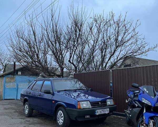 Синий ВАЗ 21099, объемом двигателя 1.5 л и пробегом 190 тыс. км за 1800 $, фото 1 на Automoto.ua