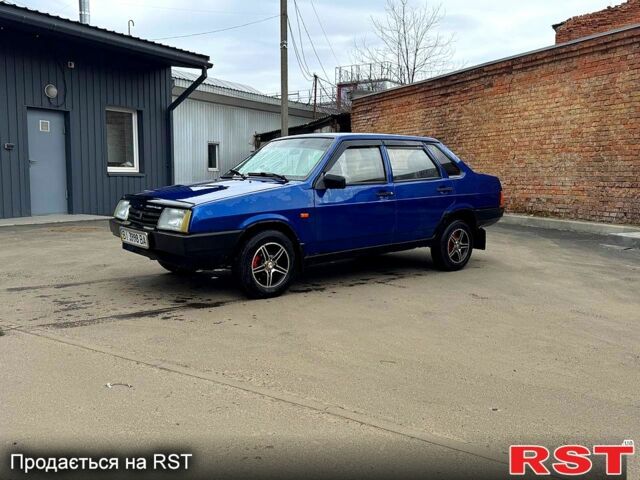 Синий ВАЗ 21099, объемом двигателя 1.5 л и пробегом 135 тыс. км за 1500 $, фото 1 на Automoto.ua