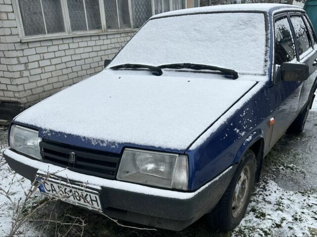 Синий ВАЗ 21099, объемом двигателя 1.5 л и пробегом 150 тыс. км за 1100 $, фото 1 на Automoto.ua