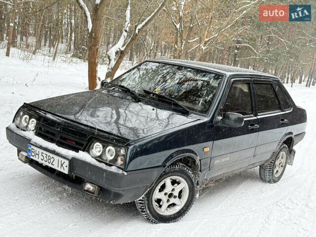 Синий ВАЗ 21099, объемом двигателя 1.5 л и пробегом 200 тыс. км за 1400 $, фото 1 на Automoto.ua