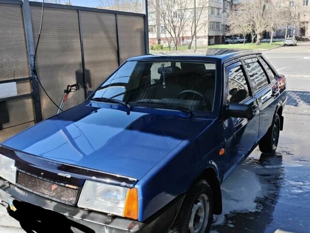 Синий ВАЗ 21099, объемом двигателя 1.5 л и пробегом 164 тыс. км за 1800 $, фото 1 на Automoto.ua