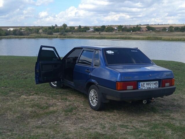 Синий ВАЗ 21099, объемом двигателя 1.5 л и пробегом 187 тыс. км за 1788 $, фото 1 на Automoto.ua