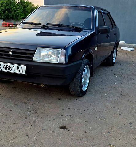 Синий ВАЗ 21099, объемом двигателя 1.5 л и пробегом 170 тыс. км за 2250 $, фото 1 на Automoto.ua