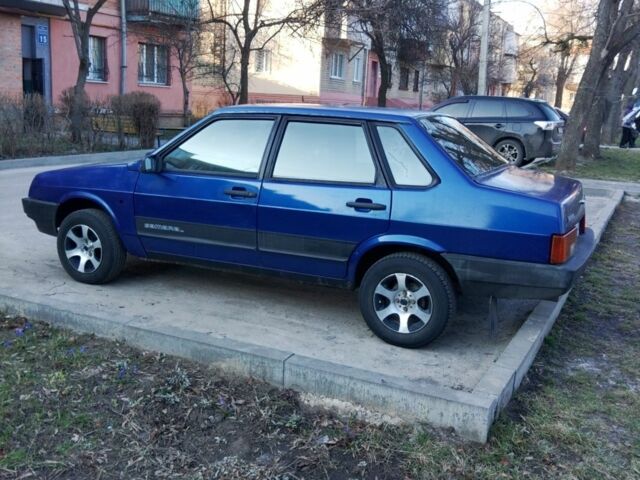 Синий ВАЗ 21099, объемом двигателя 1.5 л и пробегом 150 тыс. км за 1300 $, фото 1 на Automoto.ua