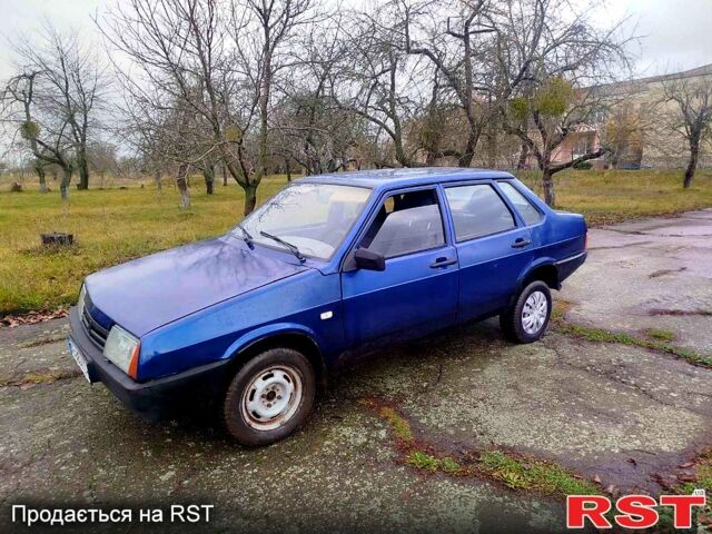 Синий ВАЗ 21099, объемом двигателя 1.6 л и пробегом 215 тыс. км за 1300 $, фото 1 на Automoto.ua