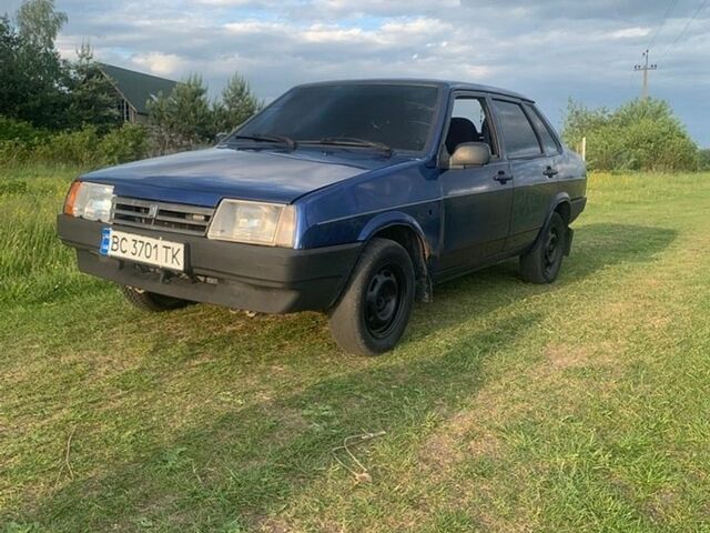 Синий ВАЗ 21099, объемом двигателя 1.6 л и пробегом 250 тыс. км за 900 $, фото 1 на Automoto.ua
