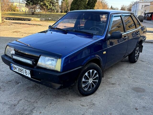Синий ВАЗ 21099, объемом двигателя 1.5 л и пробегом 150 тыс. км за 1650 $, фото 1 на Automoto.ua