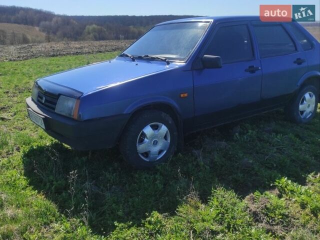 Синий ВАЗ 21099, объемом двигателя 1.6 л и пробегом 458 тыс. км за 1400 $, фото 1 на Automoto.ua