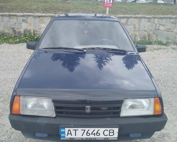 Синий ВАЗ 21099, объемом двигателя 1.6 л и пробегом 220 тыс. км за 2100 $, фото 1 на Automoto.ua