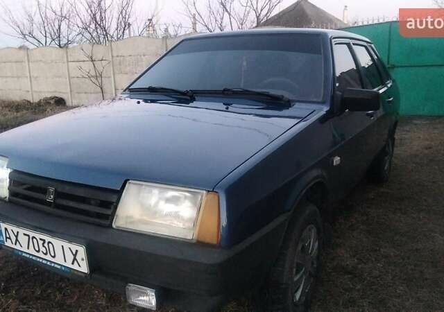 Синий ВАЗ 21099, объемом двигателя 1.6 л и пробегом 153 тыс. км за 2400 $, фото 1 на Automoto.ua