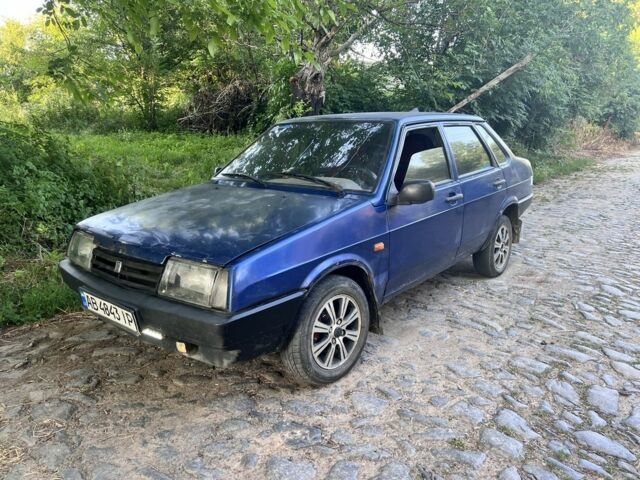 Синий ВАЗ 21099, объемом двигателя 1.6 л и пробегом 289 тыс. км за 1050 $, фото 1 на Automoto.ua