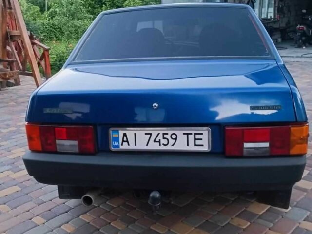 Синий ВАЗ 21099, объемом двигателя 1.6 л и пробегом 180 тыс. км за 2250 $, фото 1 на Automoto.ua