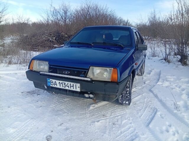 Синий ВАЗ 21099, объемом двигателя 1.6 л и пробегом 345 тыс. км за 1300 $, фото 1 на Automoto.ua