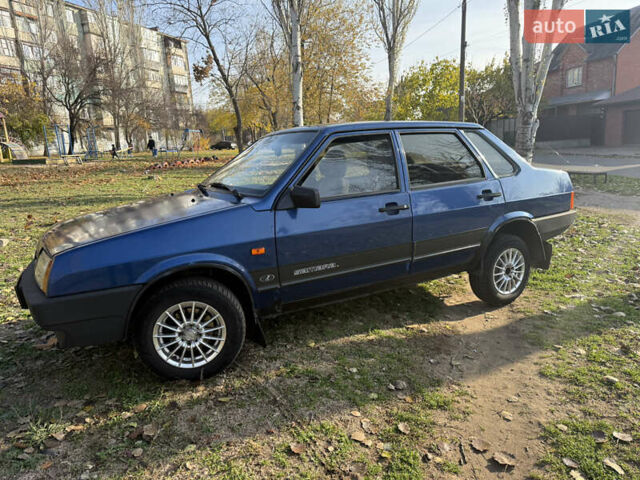 Синий ВАЗ 21099, объемом двигателя 1.6 л и пробегом 165 тыс. км за 1950 $, фото 1 на Automoto.ua