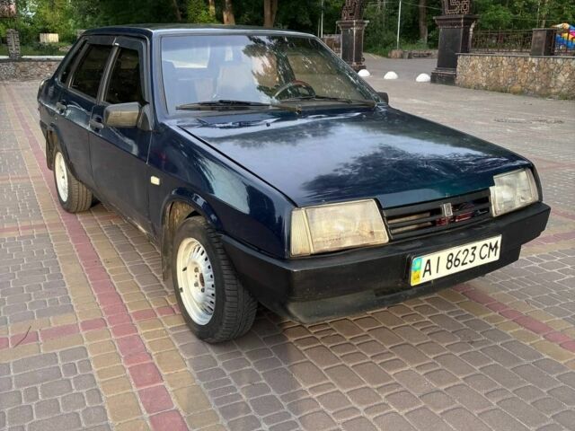 Синий ВАЗ 21099, объемом двигателя 1.6 л и пробегом 321 тыс. км за 1400 $, фото 1 на Automoto.ua