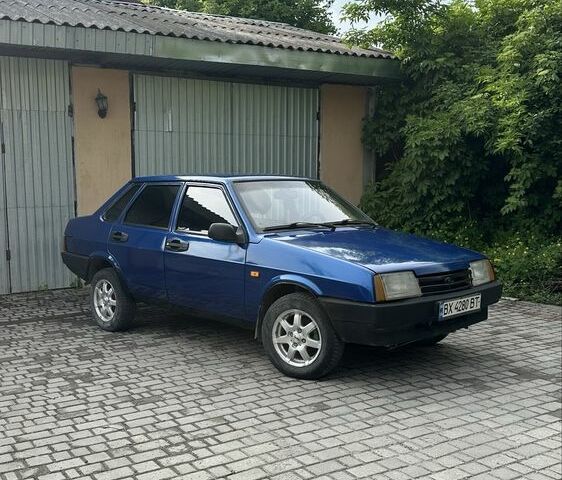 Синій ВАЗ 21099, об'ємом двигуна 1.6 л та пробігом 257 тис. км за 1599 $, фото 1 на Automoto.ua