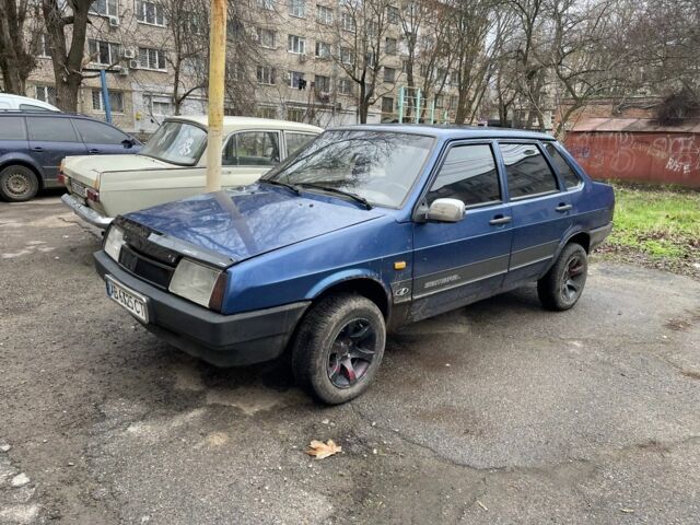 Синий ВАЗ 21099, объемом двигателя 1.6 л и пробегом 200 тыс. км за 1162 $, фото 1 на Automoto.ua