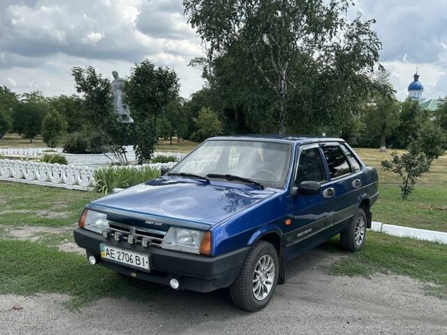 Синий ВАЗ 21099, объемом двигателя 1.6 л и пробегом 227 тыс. км за 1500 $, фото 1 на Automoto.ua