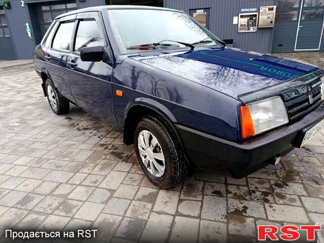 Синій ВАЗ 21099, об'ємом двигуна 1.5 л та пробігом 1200 тис. км за 1999 $, фото 1 на Automoto.ua