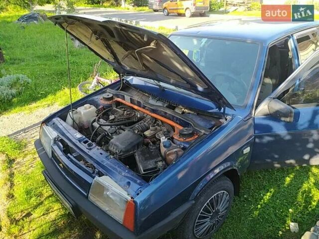 Синий ВАЗ 21099, объемом двигателя 1.6 л и пробегом 203 тыс. км за 1500 $, фото 1 на Automoto.ua