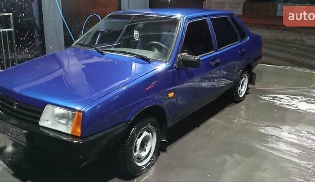 Синий ВАЗ 21099, объемом двигателя 1.6 л и пробегом 60 тыс. км за 2700 $, фото 1 на Automoto.ua