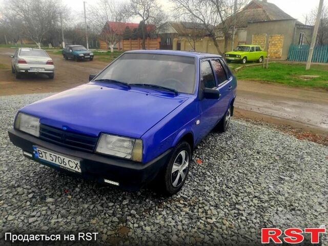 Синий ВАЗ 21099, объемом двигателя 1.6 л и пробегом 170 тыс. км за 1000 $, фото 1 на Automoto.ua