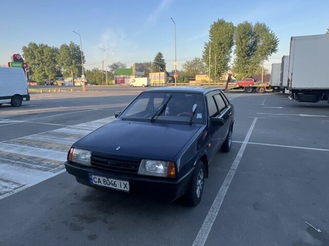 Синий ВАЗ 21099, объемом двигателя 1.6 л и пробегом 360 тыс. км за 1750 $, фото 1 на Automoto.ua
