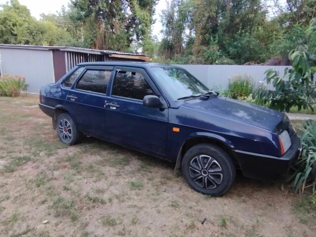 Синій ВАЗ 21099, об'ємом двигуна 1.6 л та пробігом 220 тис. км за 1496 $, фото 1 на Automoto.ua