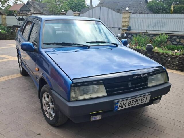 Синій ВАЗ 21099, об'ємом двигуна 1.6 л та пробігом 191 тис. км за 2450 $, фото 1 на Automoto.ua