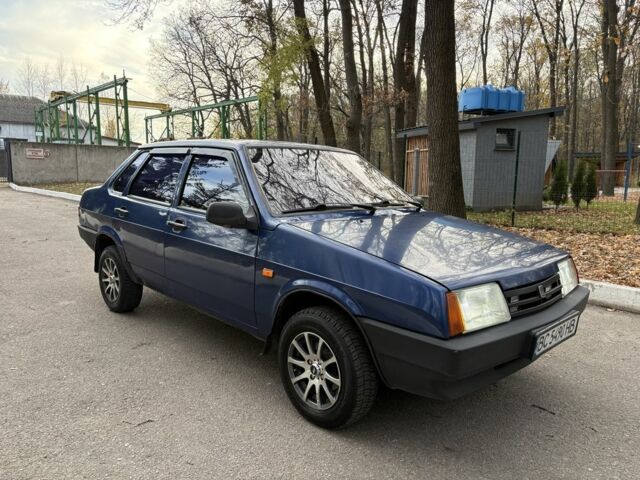 Синий ВАЗ 21099, объемом двигателя 1.6 л и пробегом 160 тыс. км за 2100 $, фото 1 на Automoto.ua