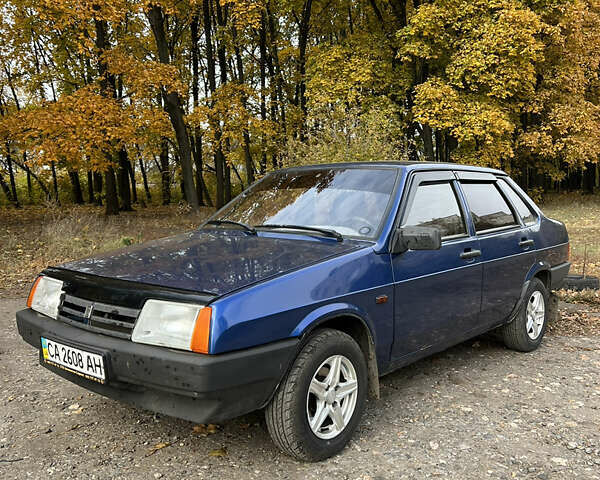 Синий ВАЗ 21099, объемом двигателя 1.6 л и пробегом 100 тыс. км за 1900 $, фото 1 на Automoto.ua
