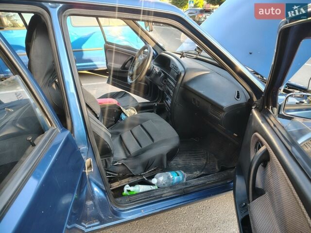 Синий ВАЗ 21099, объемом двигателя 1.6 л и пробегом 227 тыс. км за 1100 $, фото 1 на Automoto.ua