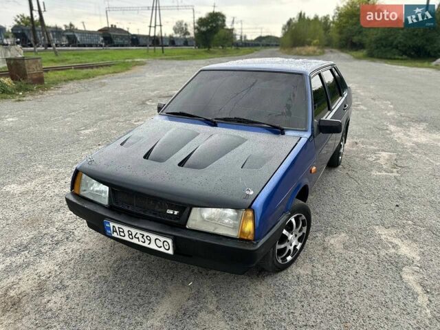 Синий ВАЗ 21099, объемом двигателя 1.6 л и пробегом 200 тыс. км за 1650 $, фото 1 на Automoto.ua