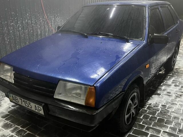 Синий ВАЗ 21099, объемом двигателя 1.6 л и пробегом 110 тыс. км за 1000 $, фото 1 на Automoto.ua