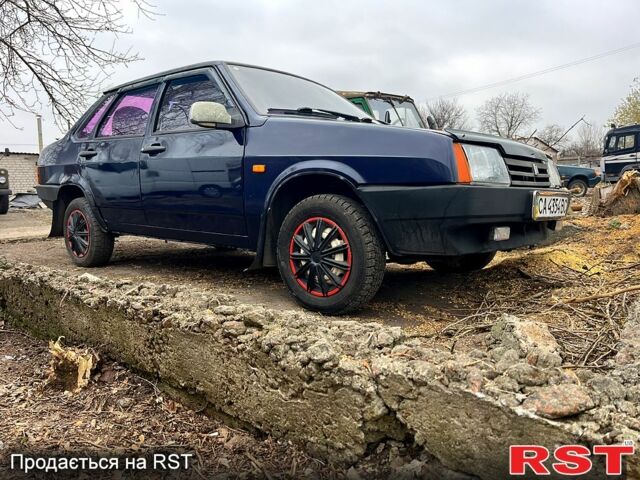Синий ВАЗ 21099, объемом двигателя 1.6 л и пробегом 198 тыс. км за 1450 $, фото 1 на Automoto.ua