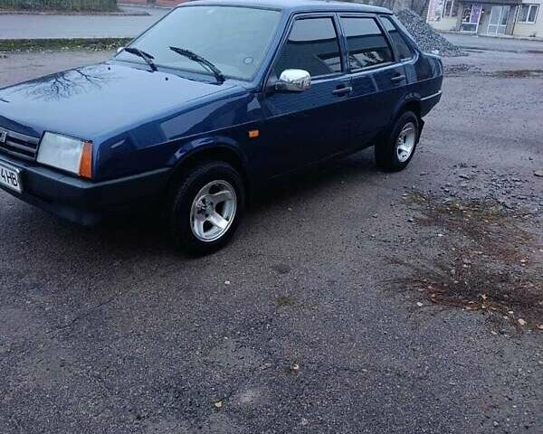 Синий ВАЗ 21099, объемом двигателя 1.6 л и пробегом 120 тыс. км за 2200 $, фото 1 на Automoto.ua