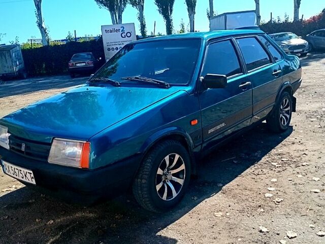 Зелений ВАЗ 21099, об'ємом двигуна 1.5 л та пробігом 300 тис. км за 1100 $, фото 1 на Automoto.ua