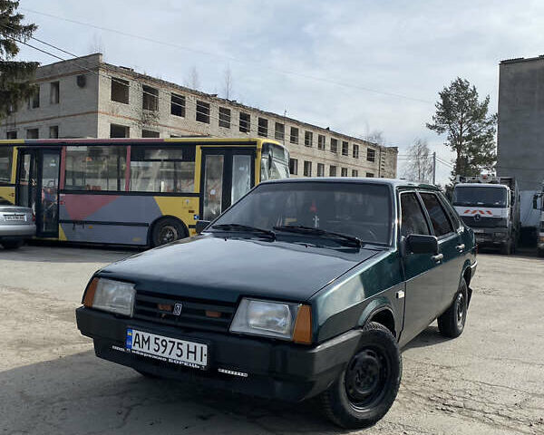 Зеленый ВАЗ 21099, объемом двигателя 1.5 л и пробегом 90 тыс. км за 1700 $, фото 1 на Automoto.ua