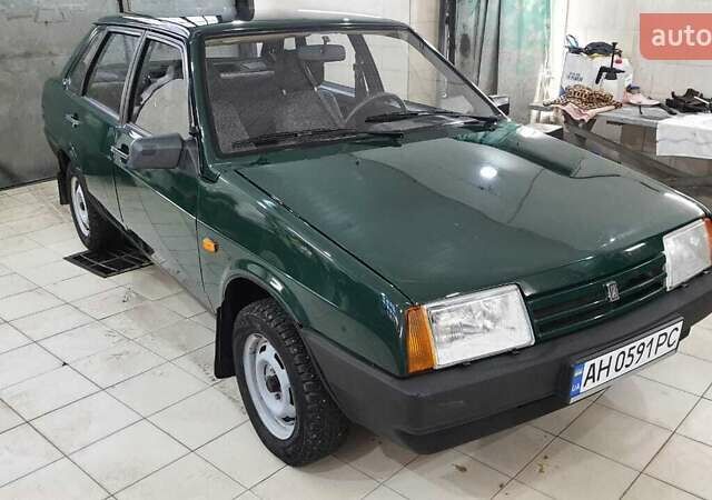 Зеленый ВАЗ 21099, объемом двигателя 1.5 л и пробегом 20 тыс. км за 2700 $, фото 1 на Automoto.ua