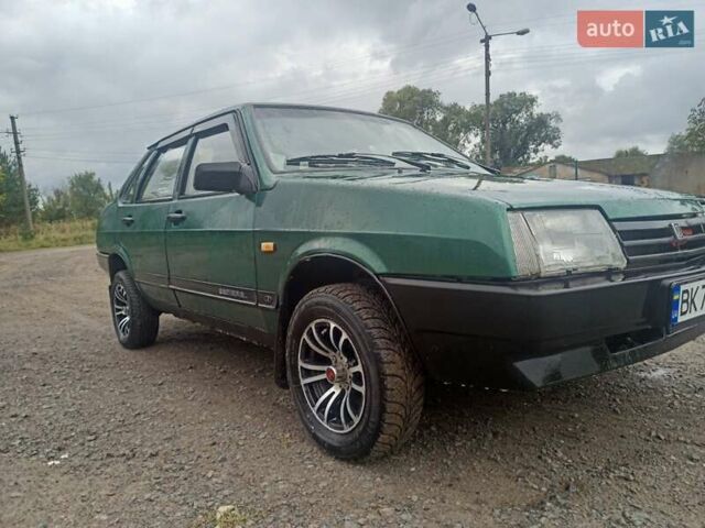 Зелений ВАЗ 21099, об'ємом двигуна 1.5 л та пробігом 343 тис. км за 750 $, фото 1 на Automoto.ua